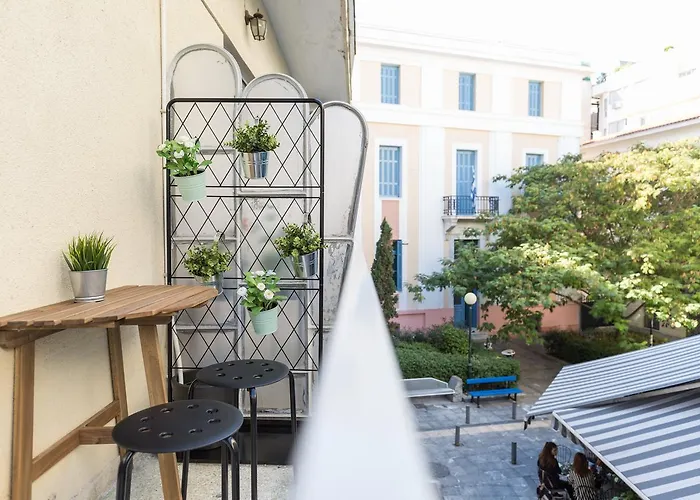 Sleek Flat In Central Syntagma By Upstreet